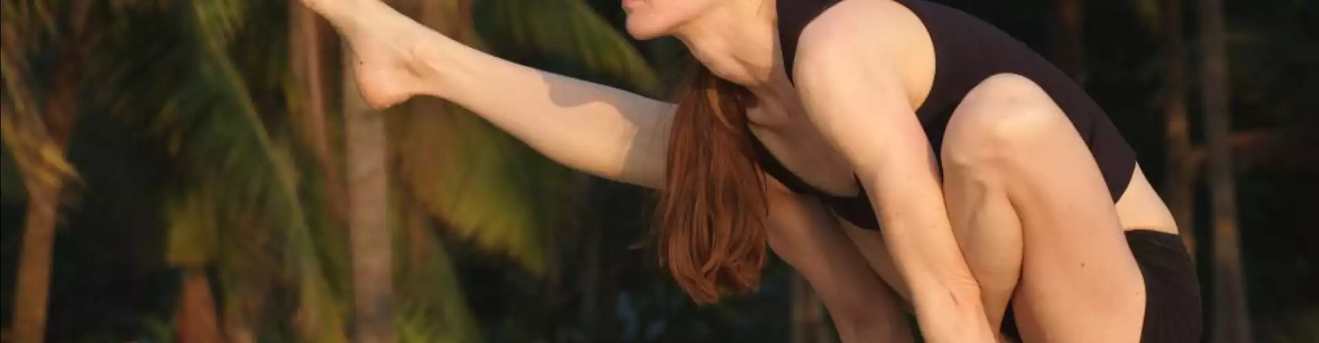 Yoga Asana, Thiền & Yoga Nidra - Online Class by Caroline Klebl