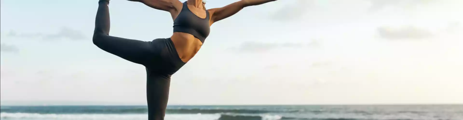 30 phút Yoga của bạn - Online Class by Cassaundra Paolini