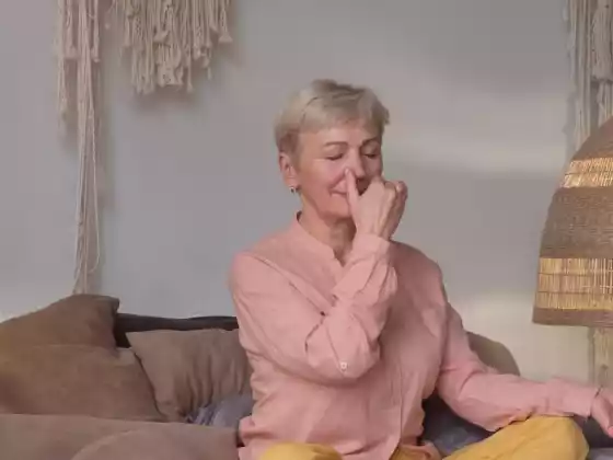 Harmony Unleashed: Yoga (Pranayama) και Reiki Fusion